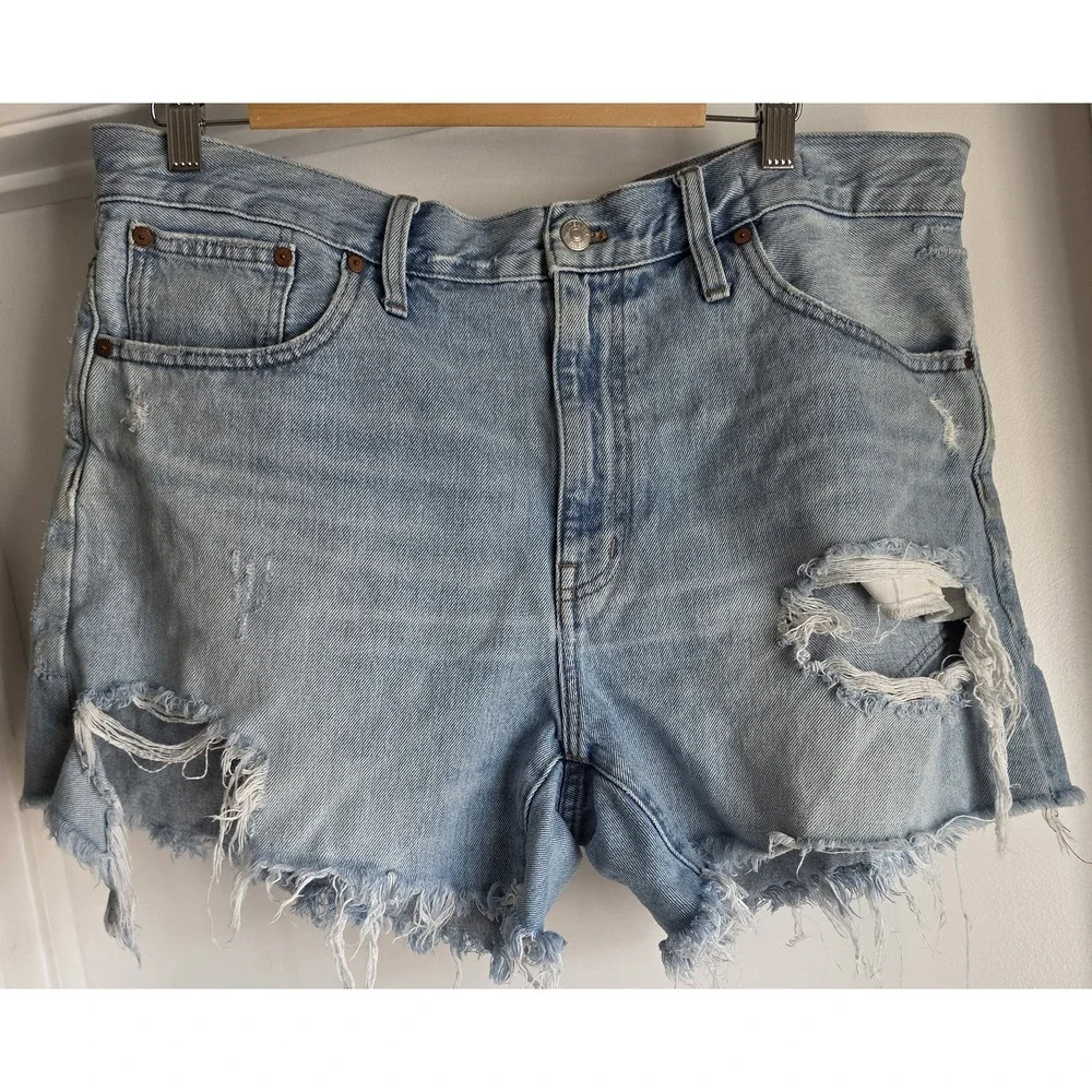 Madewell Women Shorts Size 39W 5in Inseam Light Blue 100% Cotton Bermuda